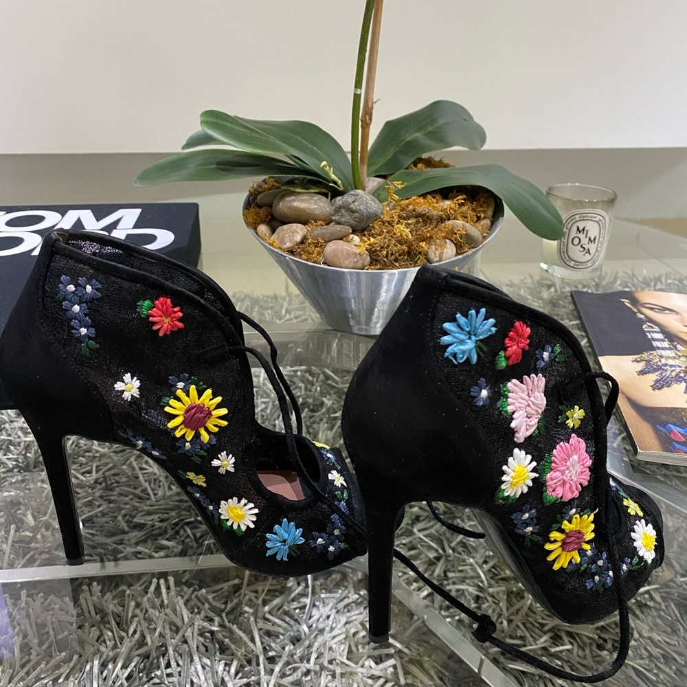 TABITHA SIMMONS Dusty Meadow floral-embroidered - Picture 2 of 14